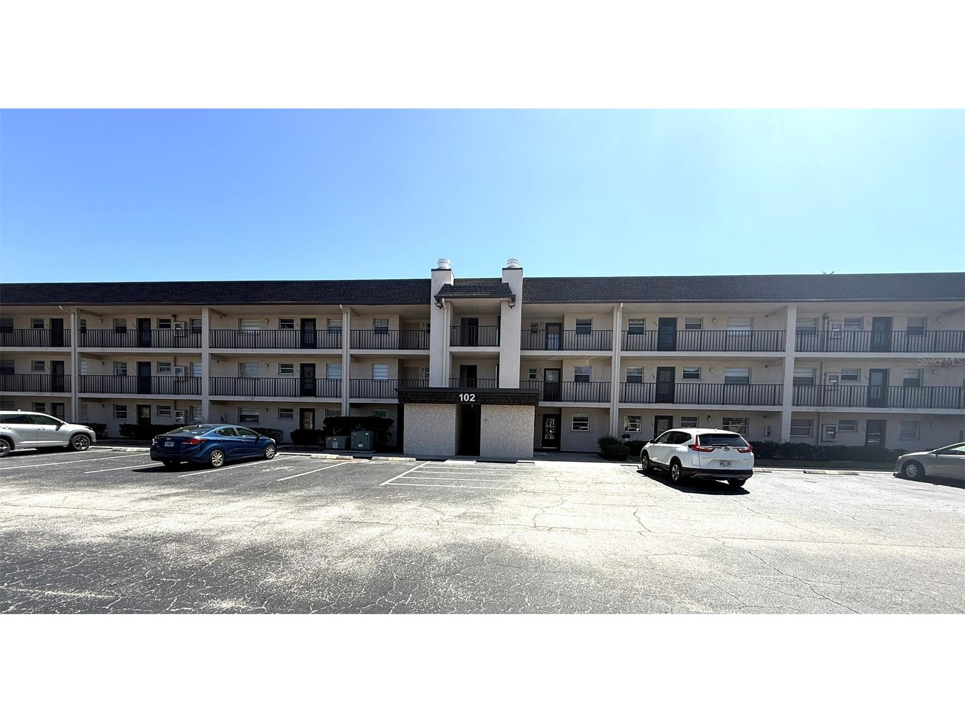 102 Capri Isles Boulevard #306 Venice FL 34292 N6143531 image2