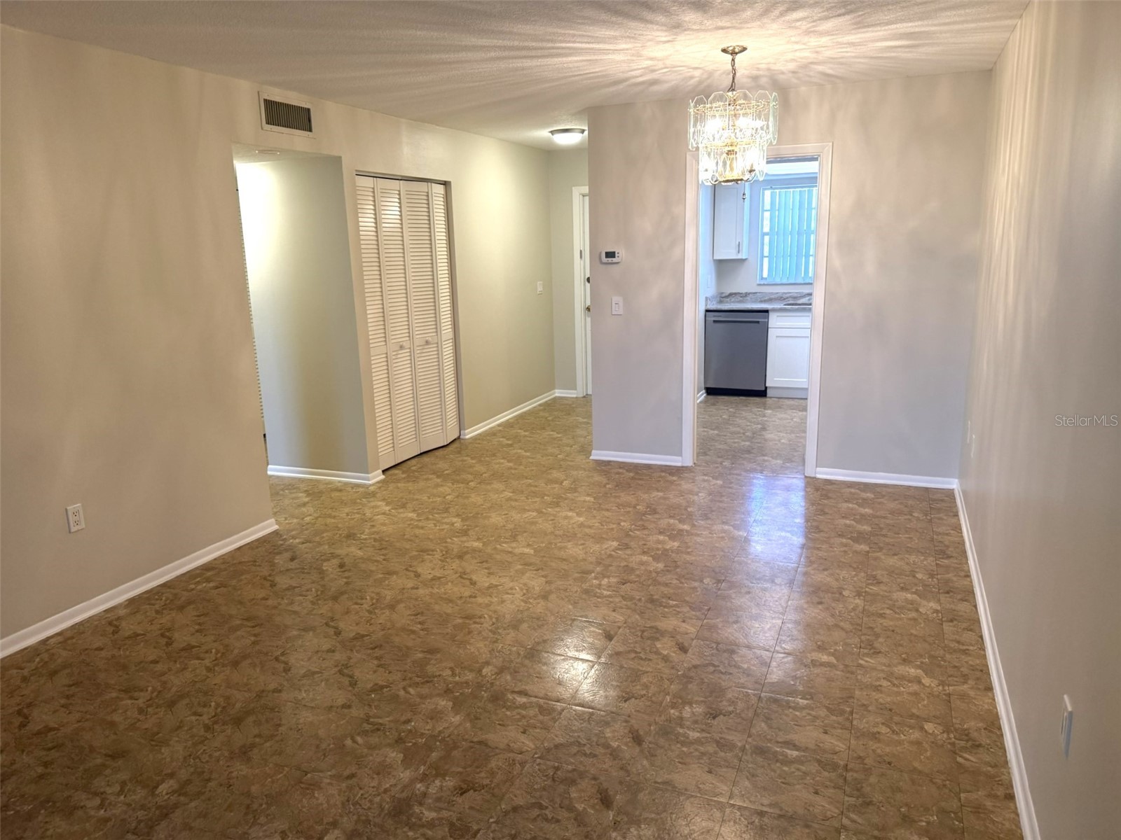 102 Capri Isles Boulevard #306 Venice FL 34292 N6143531 image5