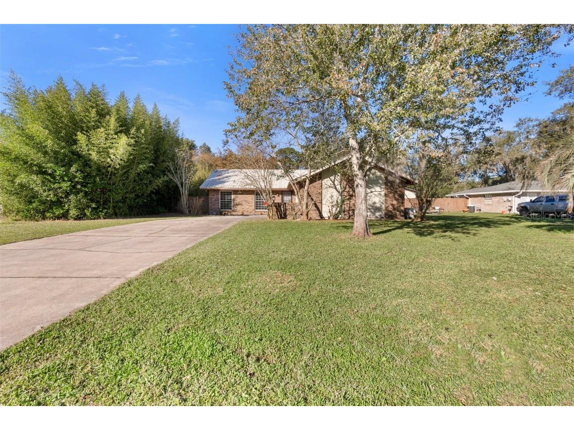 102 Carriage Place Palatka FL 32177 O6164234 image1