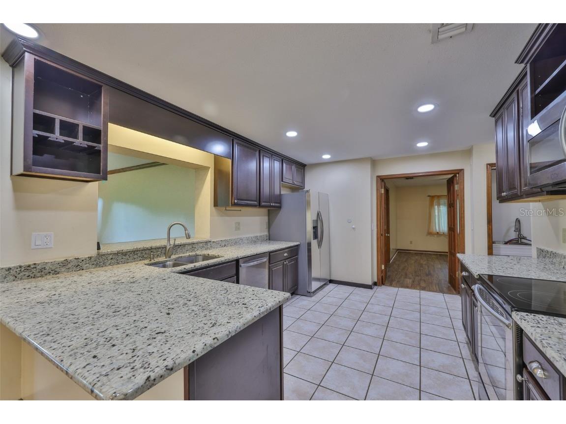 102 Cash Drive Seffner FL 33584 TB8411956 image17