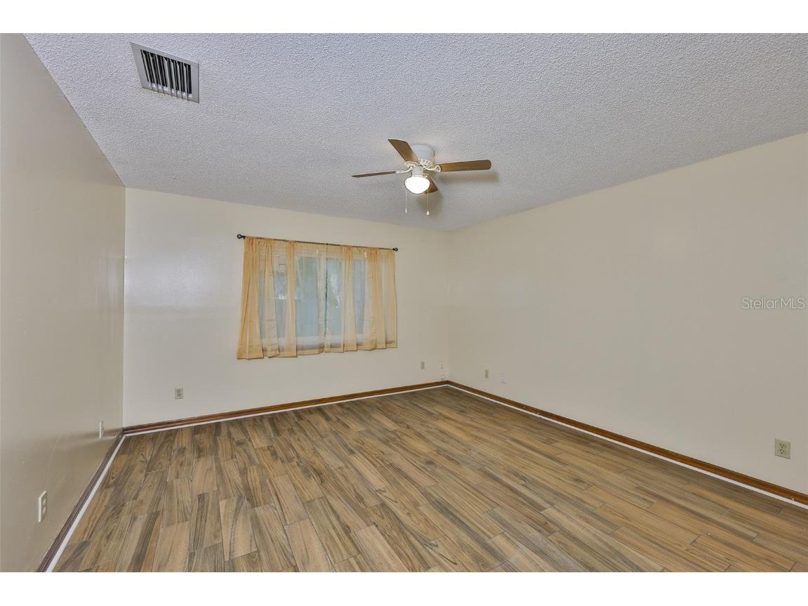 102 Cash Drive Seffner FL 33584 TB8411956 image21