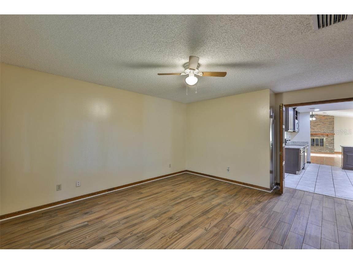 102 Cash Drive Seffner FL 33584 TB8411956 image22