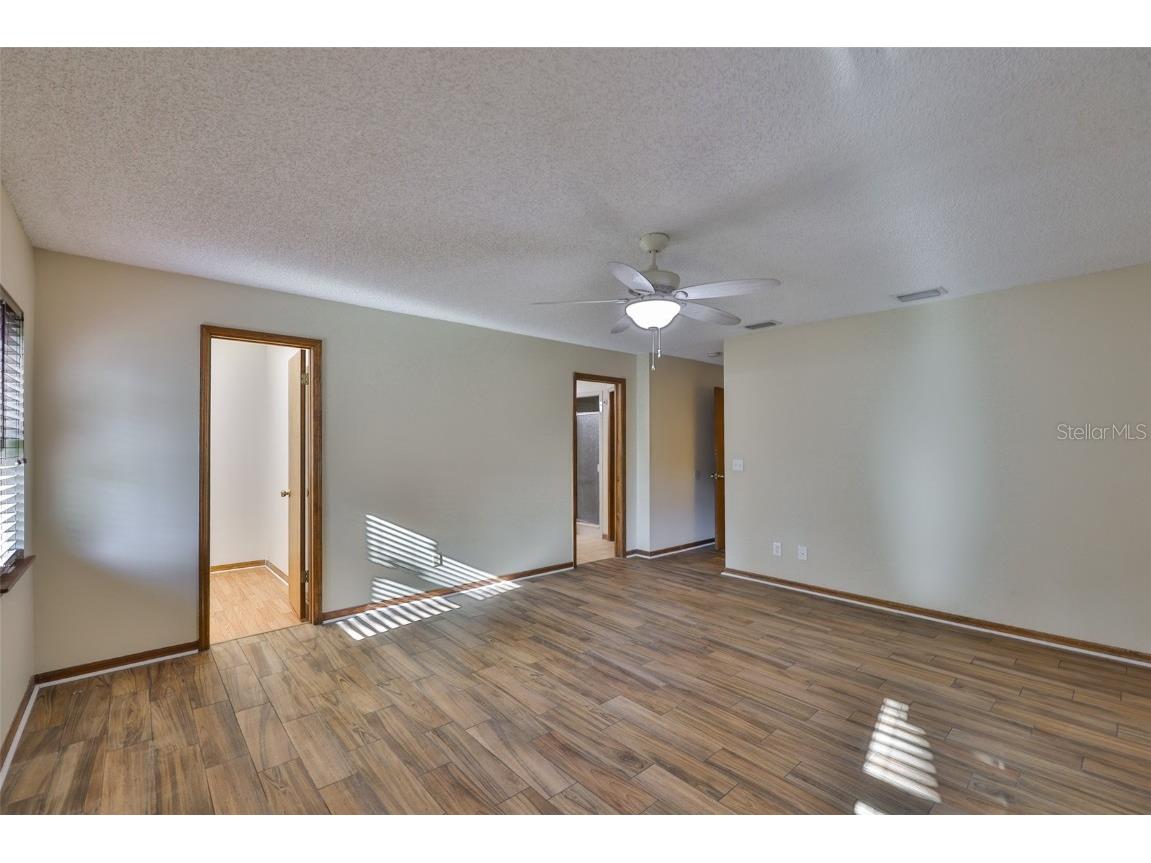 102 Cash Drive Seffner FL 33584 TB8411956 image27