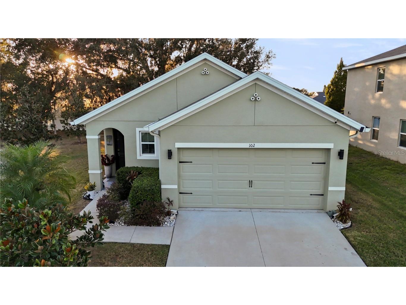 102 Cinnamon Bark Place Valrico FL 33594 TB8448769 image1