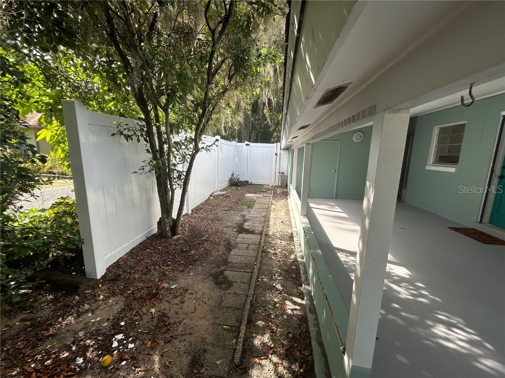 102 E Pendleton Avenue Eustis FL 32726 G5102305 image24