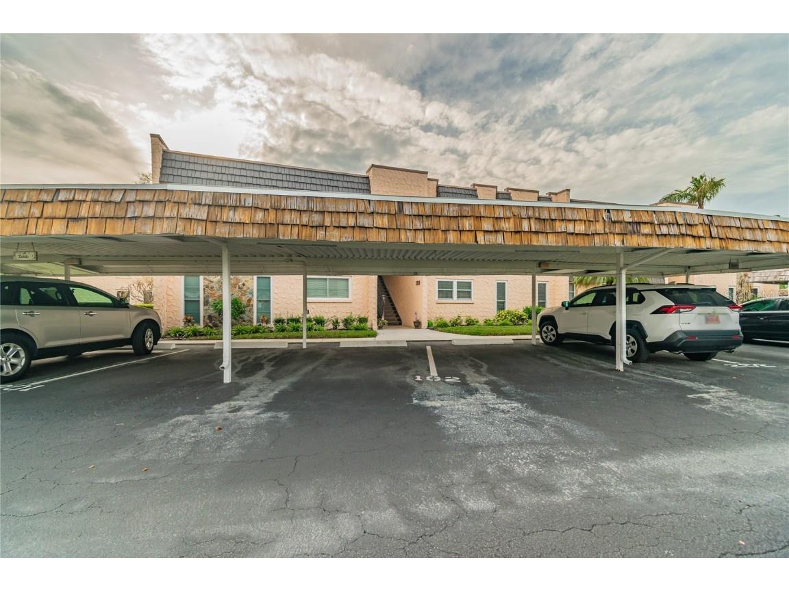 102 Elmwood Circle #102 Largo FL 33777 U8147706 image1