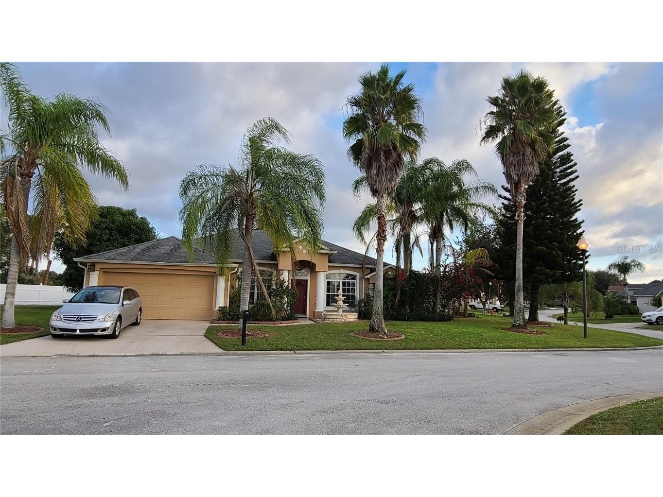 102 Grand Reserve Court Davenport FL 33837 S5059623 image1