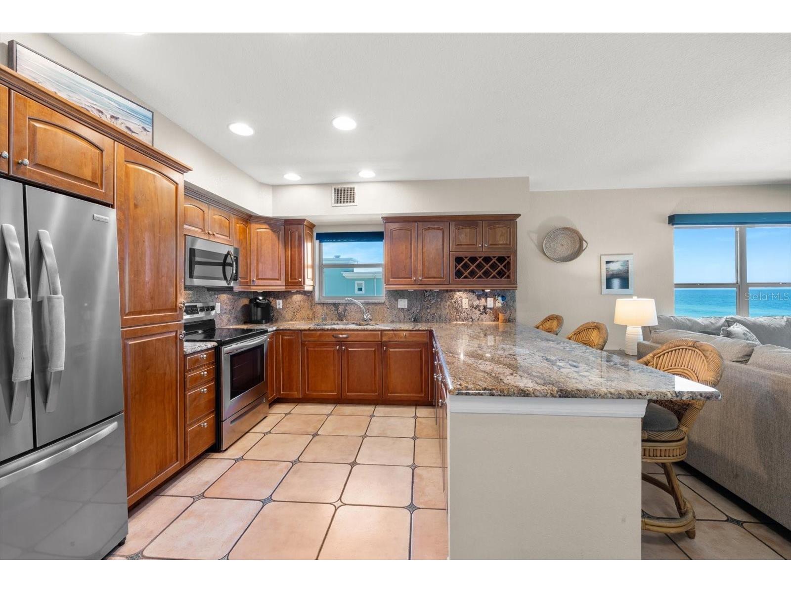 102 Gulf Boulevard #401 Indian Rocks Beach FL 33785 - GULF TB8498057 image12