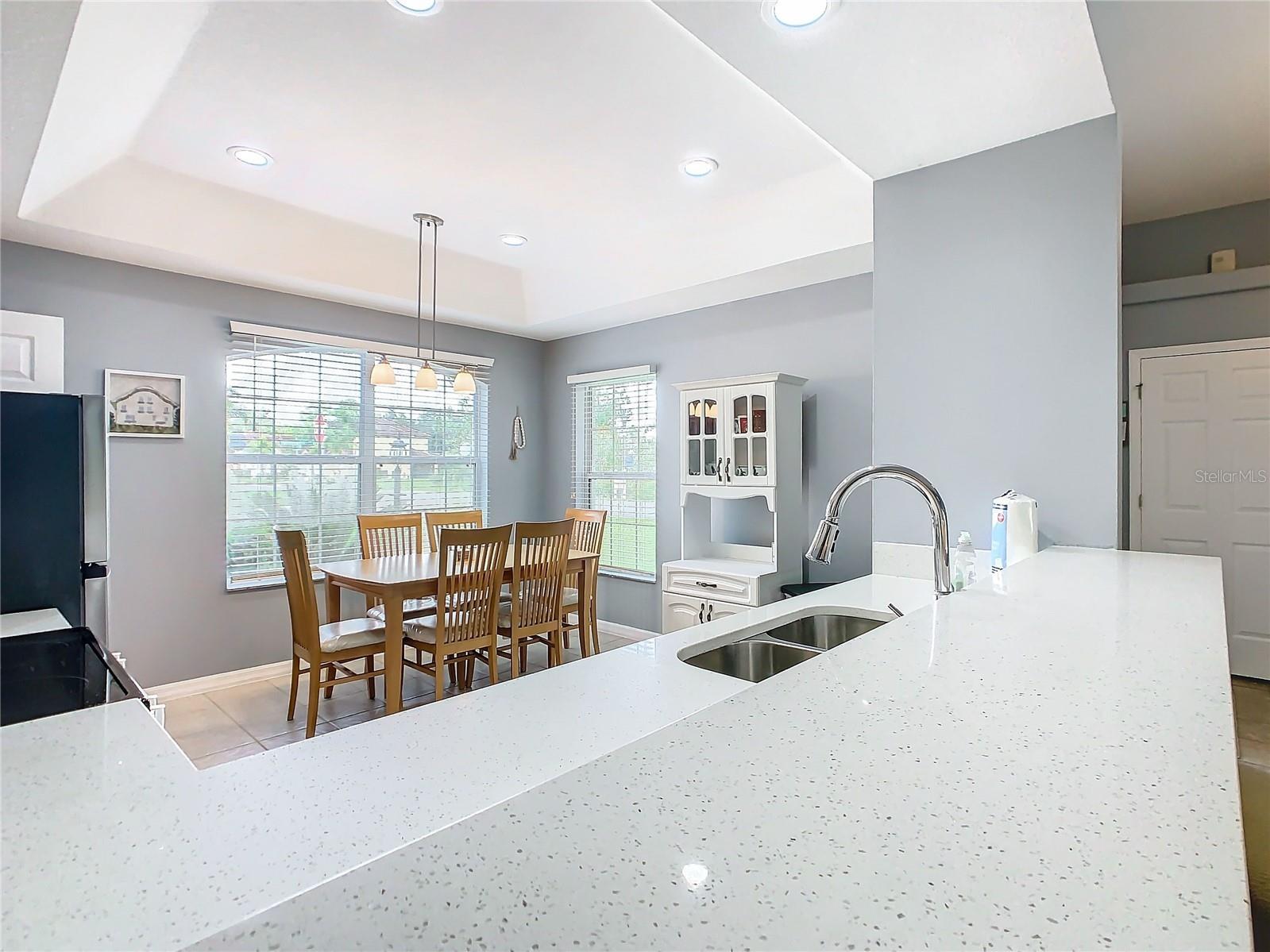 102 Hummingbird Pass Davenport FL 33896 P4936634 image10