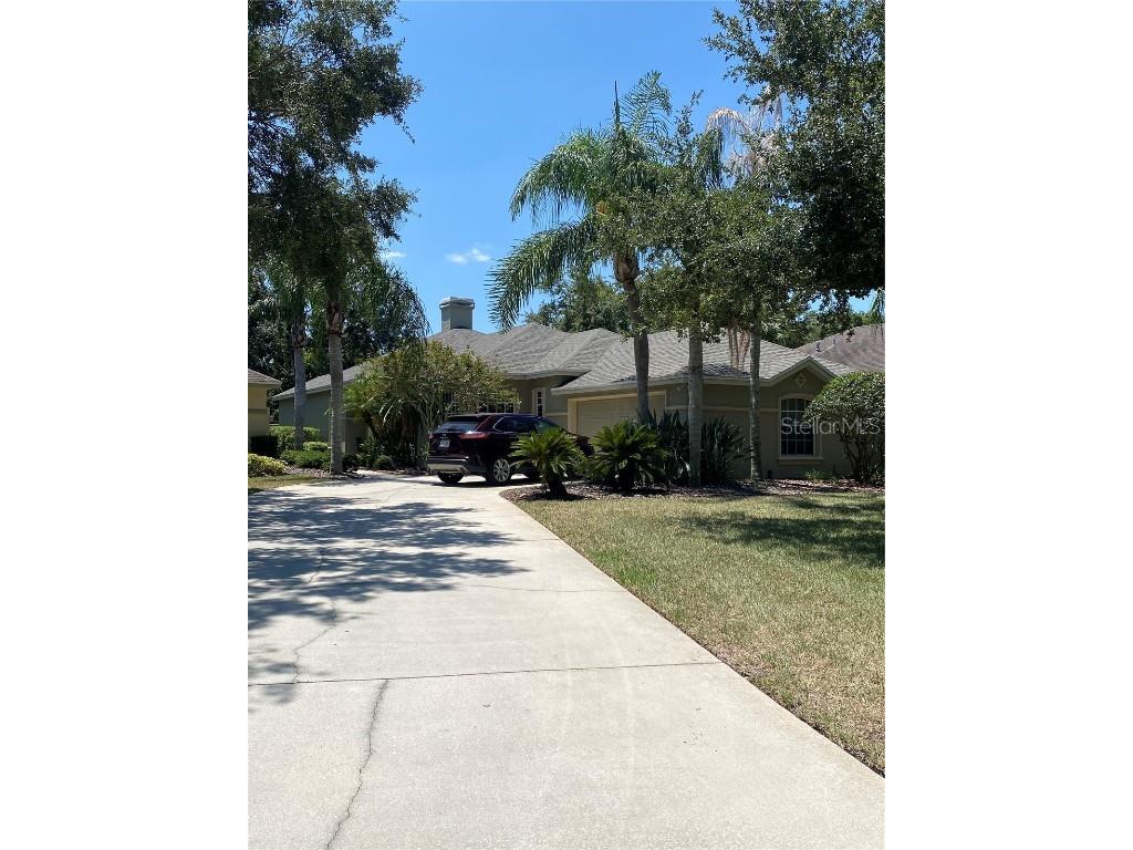 102 Jardin Lane Winter Haven FL 33884 P4930688 image1