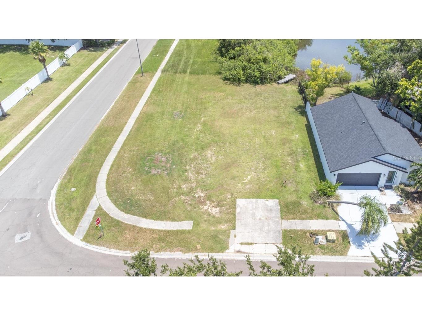 102 Lookout Drive Apollo Beach FL 33572 TB8403999 image1