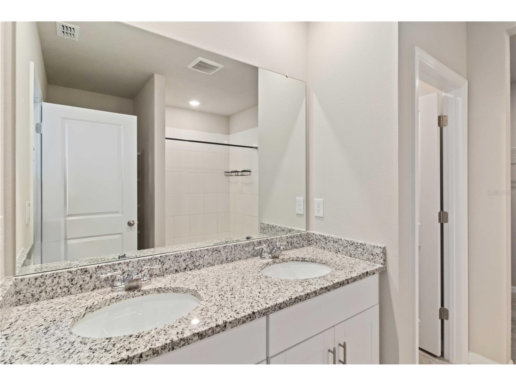 102 Lovely Court Plant City FL 33566 TB8487424 image13