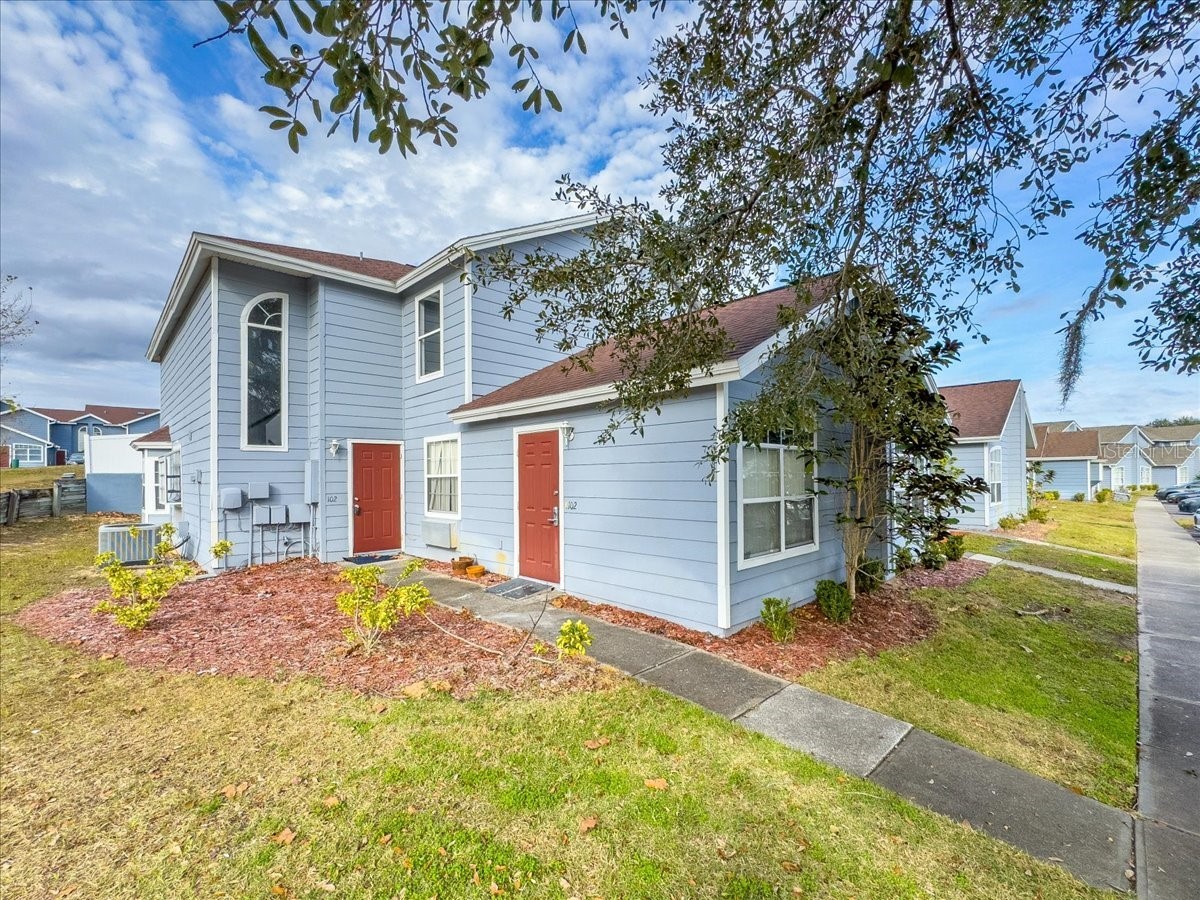 102 Mango Drive #FRONT UNIT Davenport FL 33897 O6386319 image1
