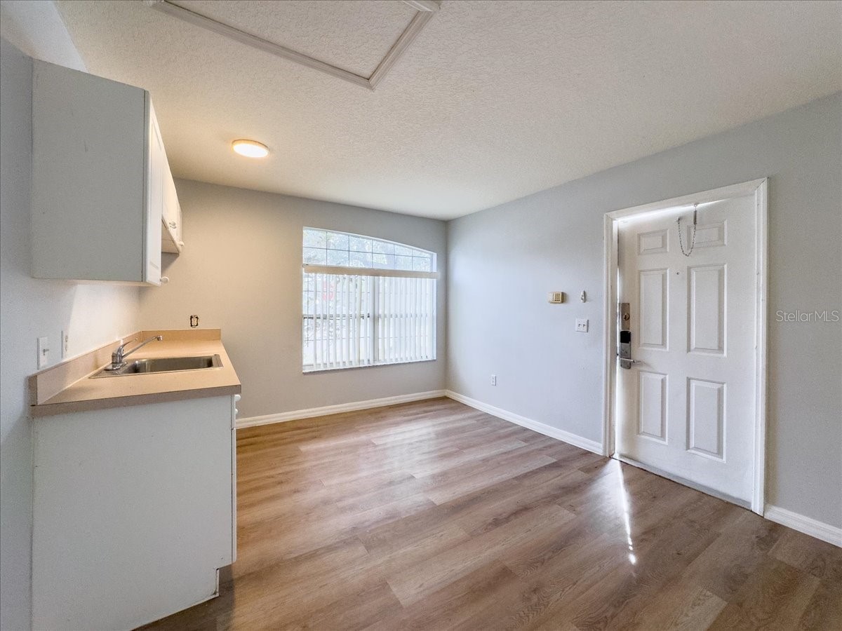 102 Mango Drive #FRONT UNIT Davenport FL 33897 O6386319 image4