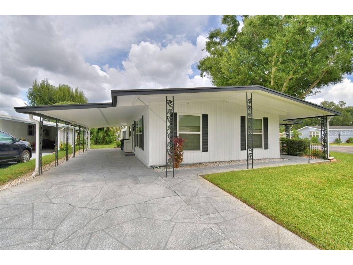 102 Paradise Lane Auburndale FL 33823 - LAKE ARIETTALAKE ARIANA P4936148 image1