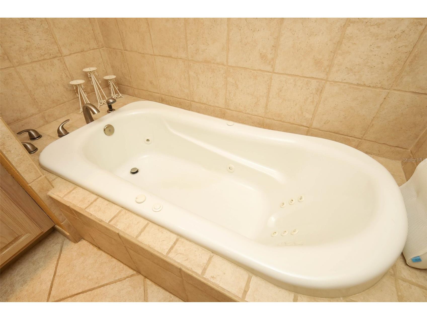 102 Pineview Circle Altamonte Springs FL 32714 O6394715 image24