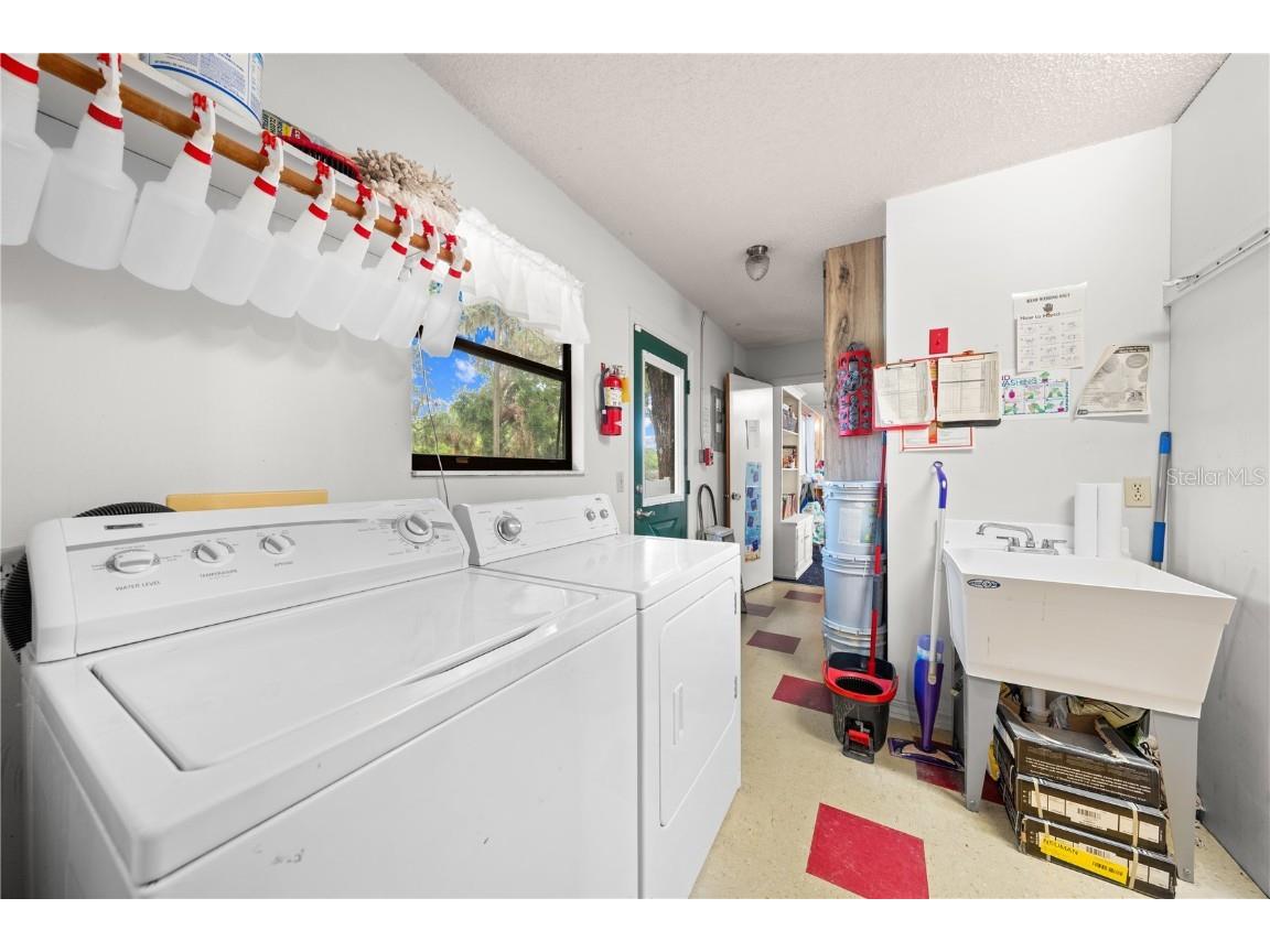 102 S Highland Street Bushnell FL 33513 S5133406 image19