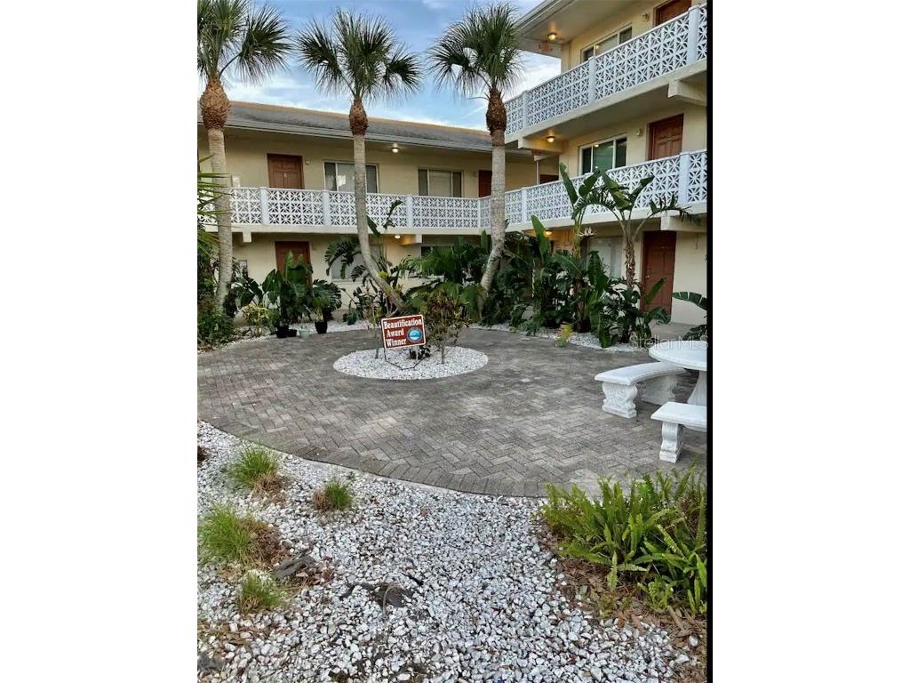102 S Peninsula Drive #100 Daytona Beach FL 32118 G5072066 image1