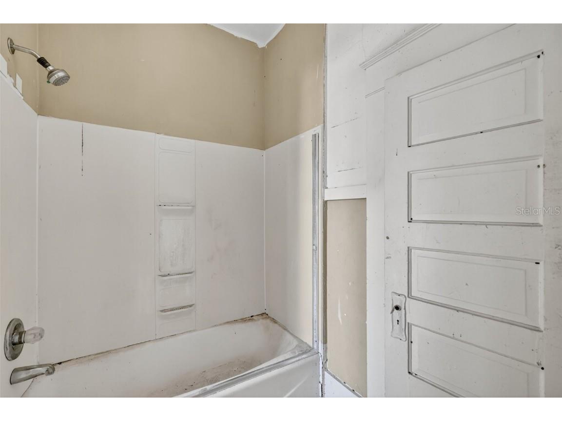 102 S Trowell Avenue Umatilla FL 32784 G5103233 image26