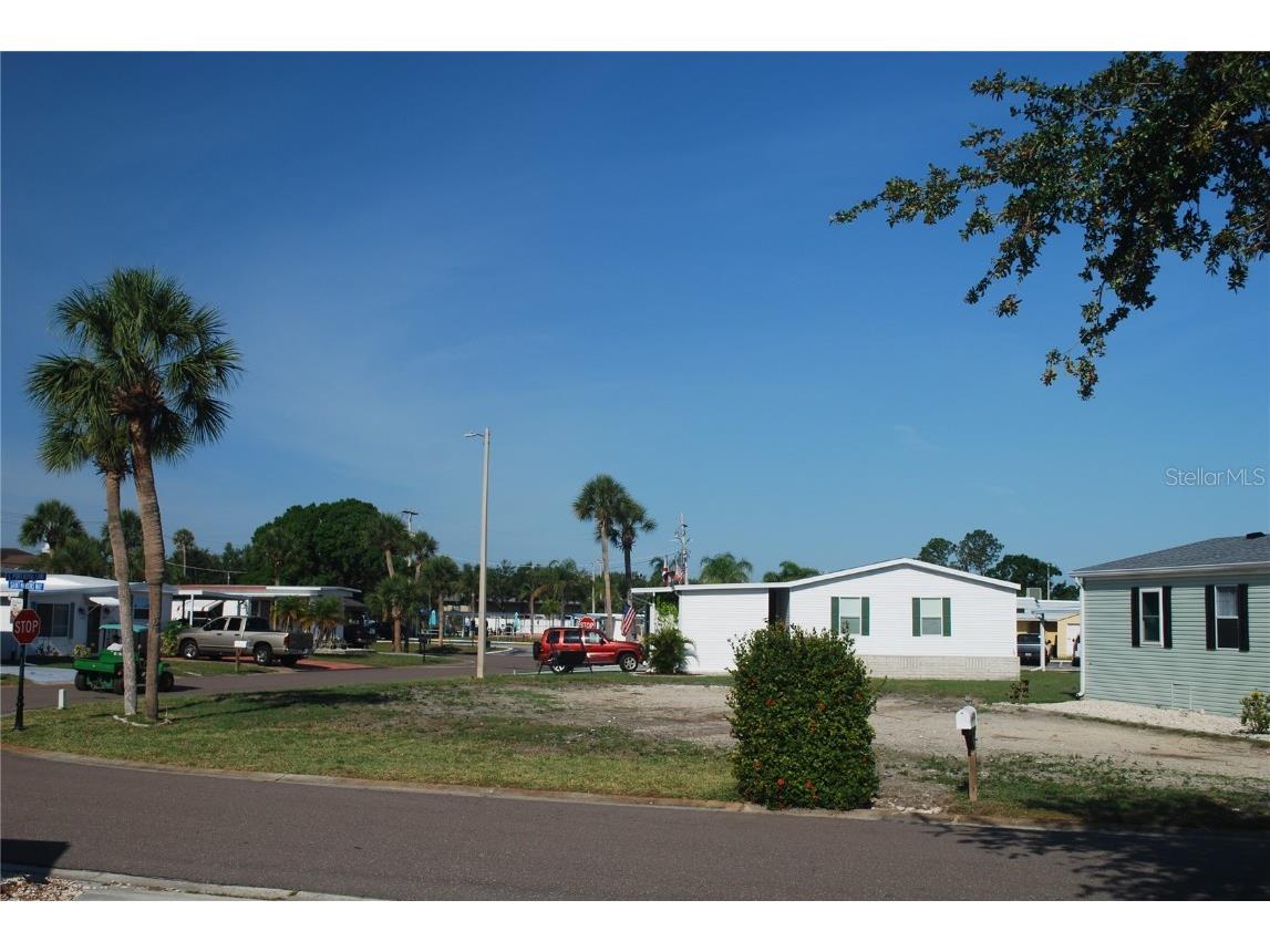 102 Saint Martins Way Apollo Beach FL 33572 TB8360325 image3