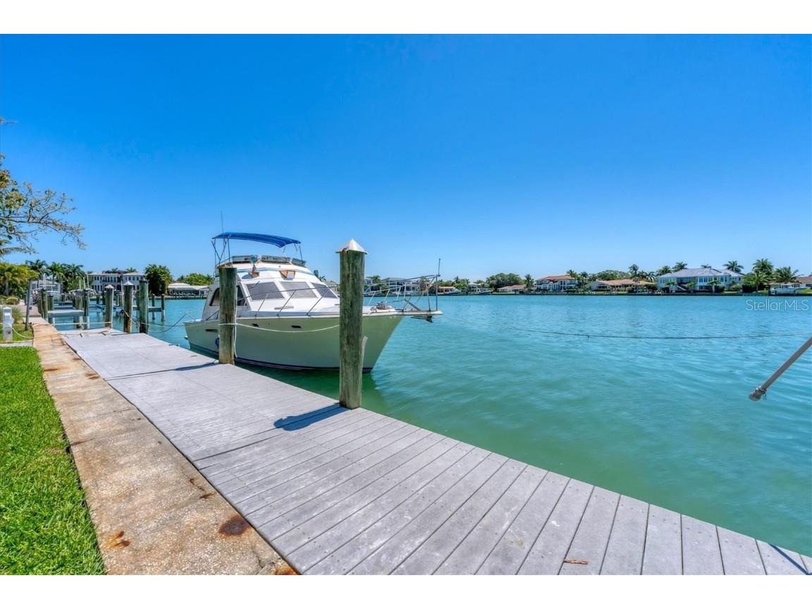 102 Seagull Lane Sarasota FL 34236 A4675538 image16