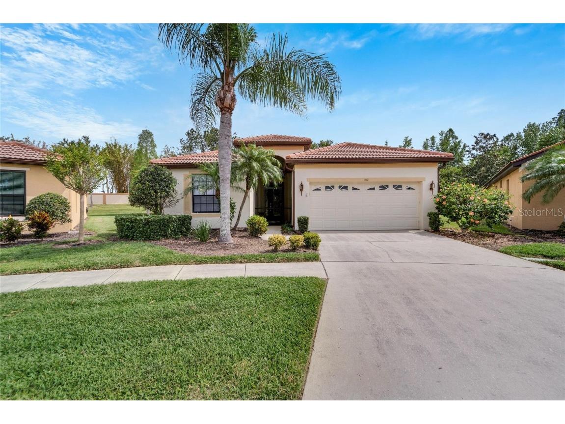 102 Silver Falls Drive Apollo Beach FL 33572 T3516783 image1