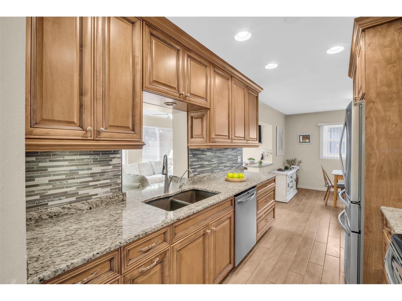 102 Stafford Drive Palm Harbor FL 34684 - LAKE TARPON TB8478206 image11