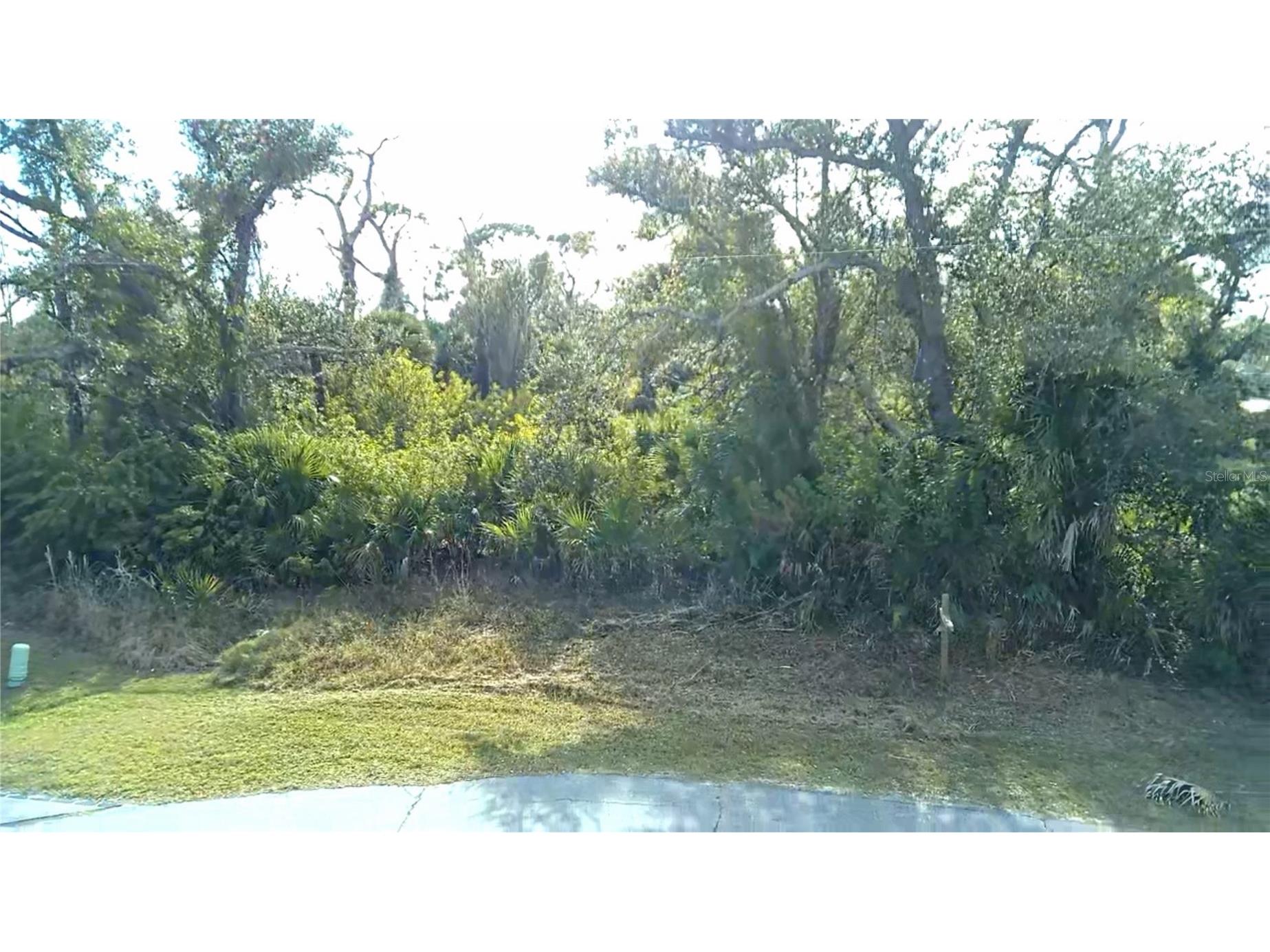 102 Sunny Way Rotonda West FL 33947 C7520943 image1
