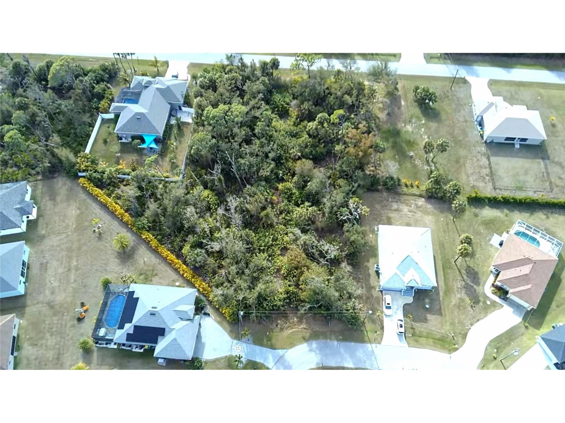 102 Sunny Way Rotonda West FL 33947 C7520943 image10