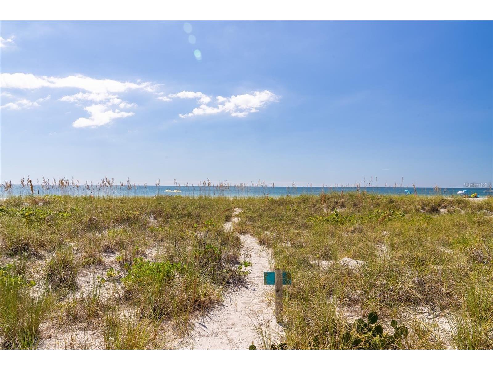 102 Sunset Lane Holmes Beach FL 34217 - GULF OF MEXICO A4680465 image12