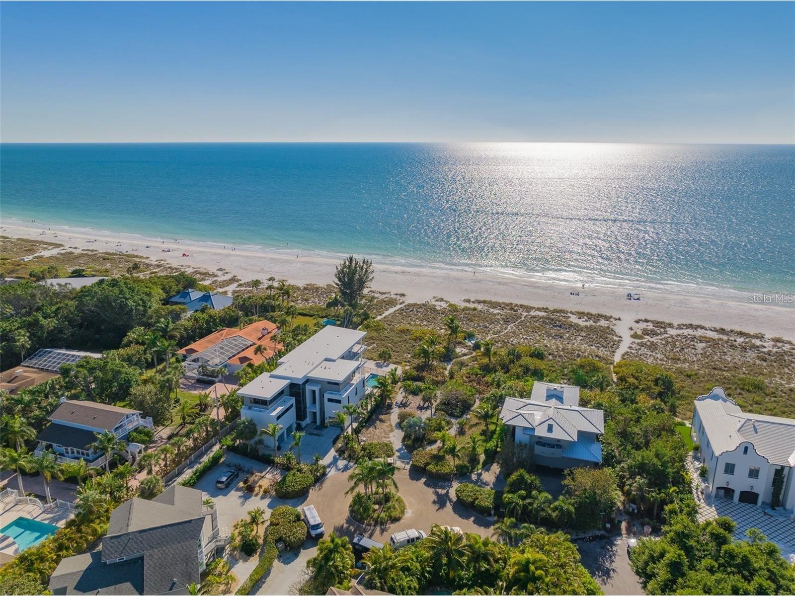 102 Sunset Lane Holmes Beach FL 34217 - GULF OF MEXICO A4680465 image2