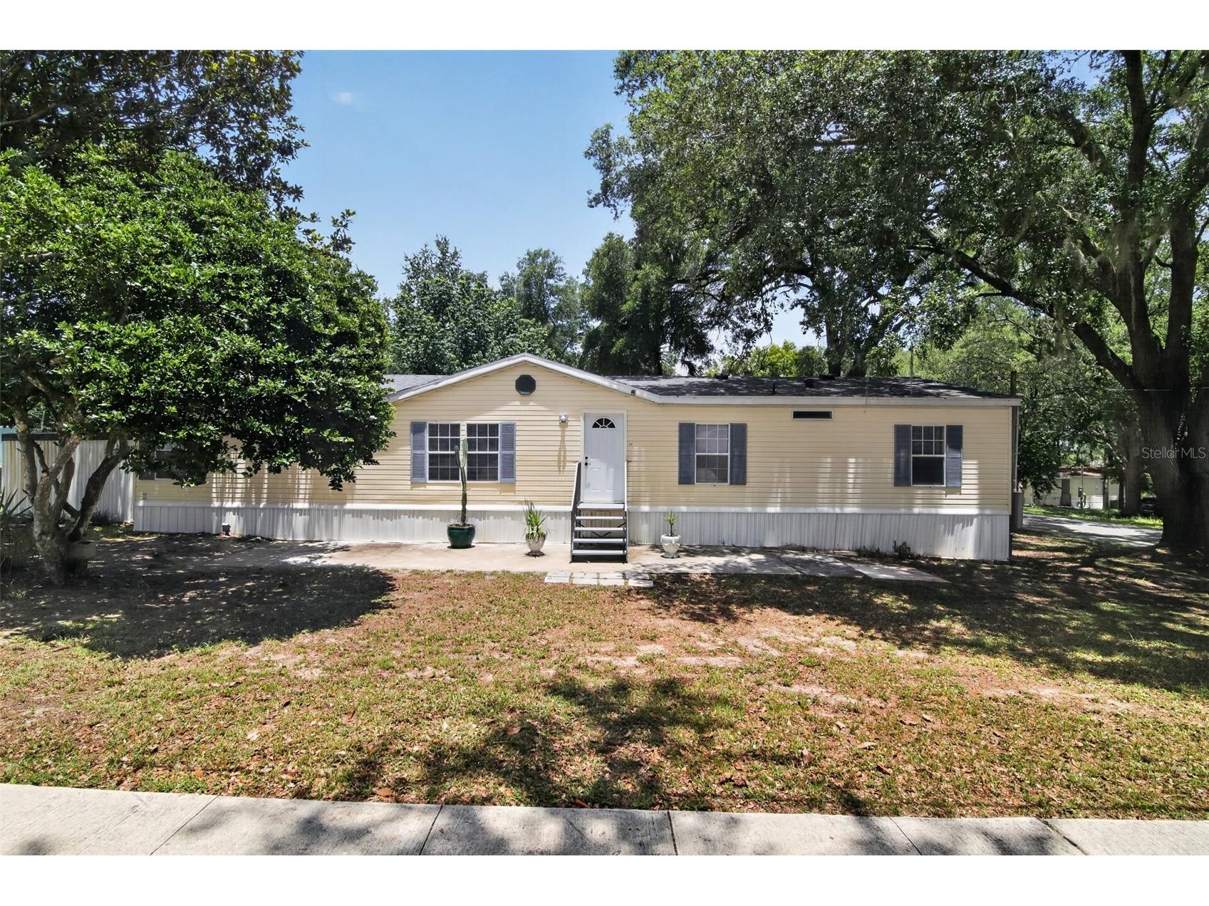 102 Third Street Lady Lake FL 32159 O6413801 image1