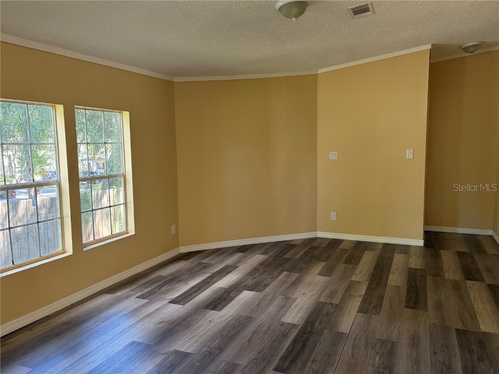 102 Third Street Lady Lake FL 32159 OM711686 image6