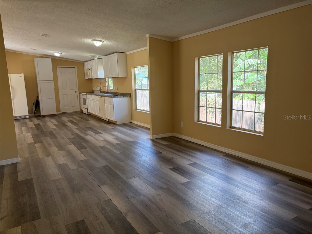 102 Third Street Lady Lake FL 32159 OM711686 image7