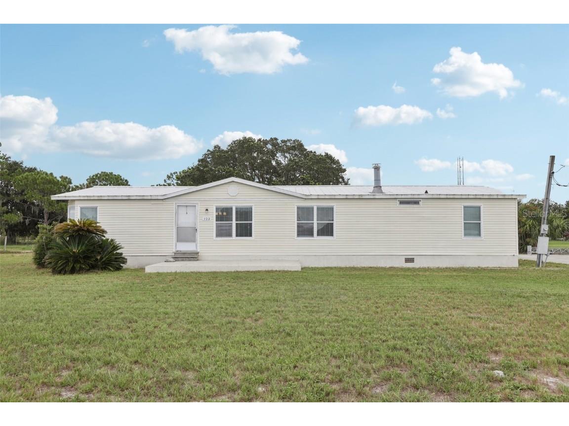102 Thornhill Estates Drive S Winter Haven FL 33880 T3544024 image1