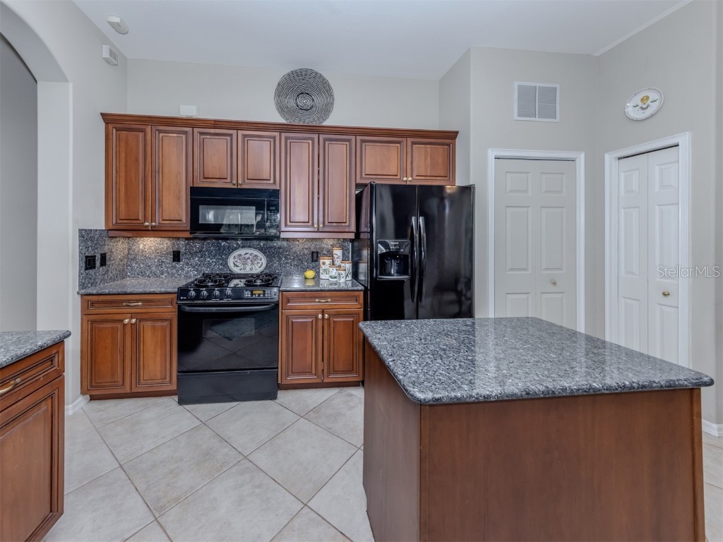 102 Treviso Court North Venice FL 34275 N6141742 image12