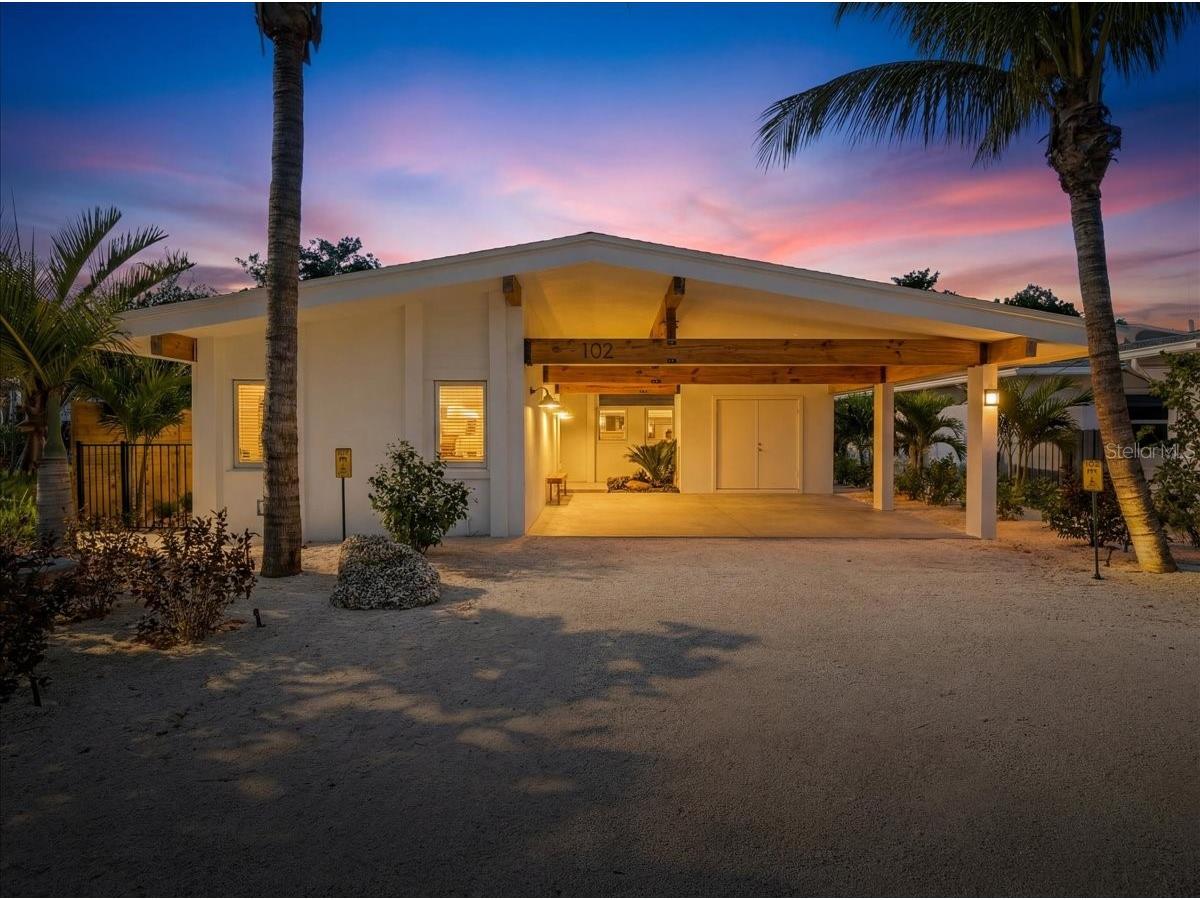 102 Tuna Street Anna Maria FL 34216 A4681558 image1