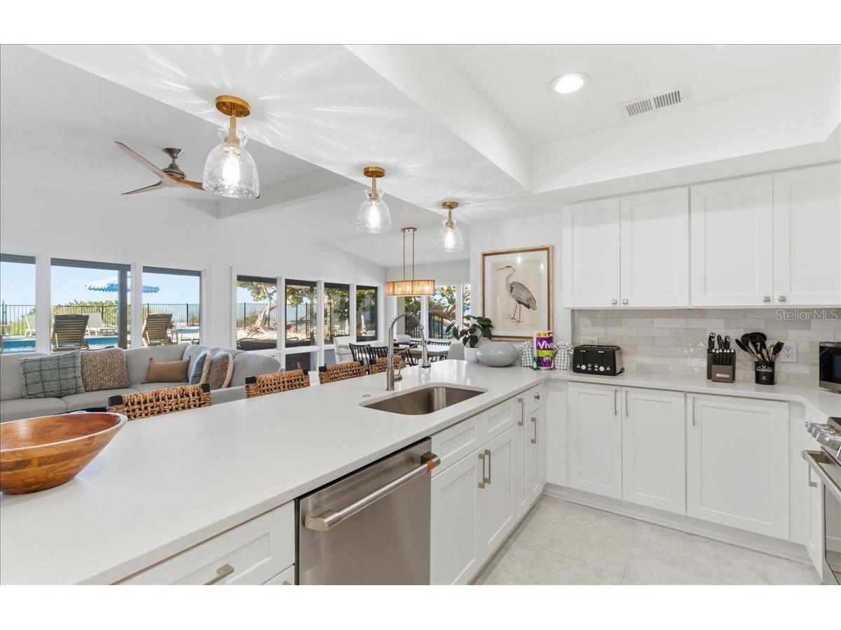 102 Tuna Street Anna Maria FL 34216 A4681558 image33