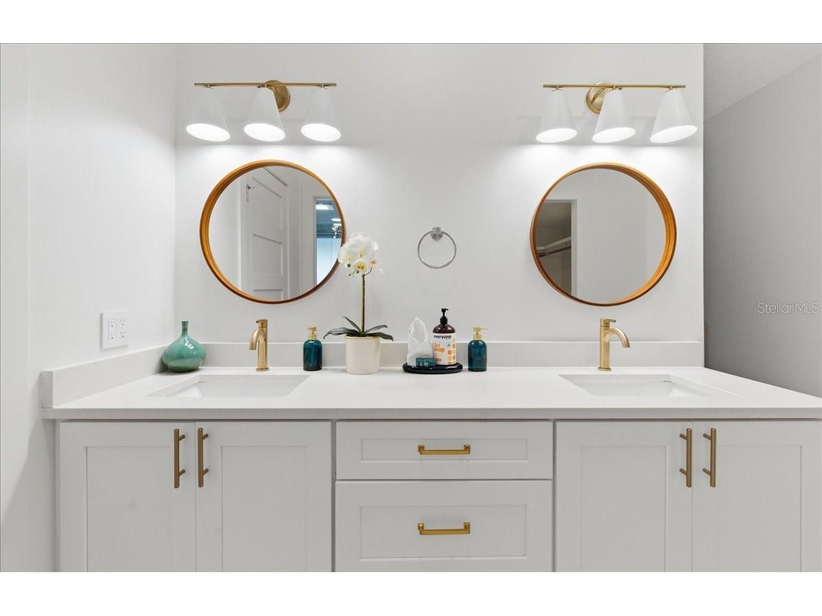 102 Tuna Street Anna Maria FL 34216 A4681558 image42