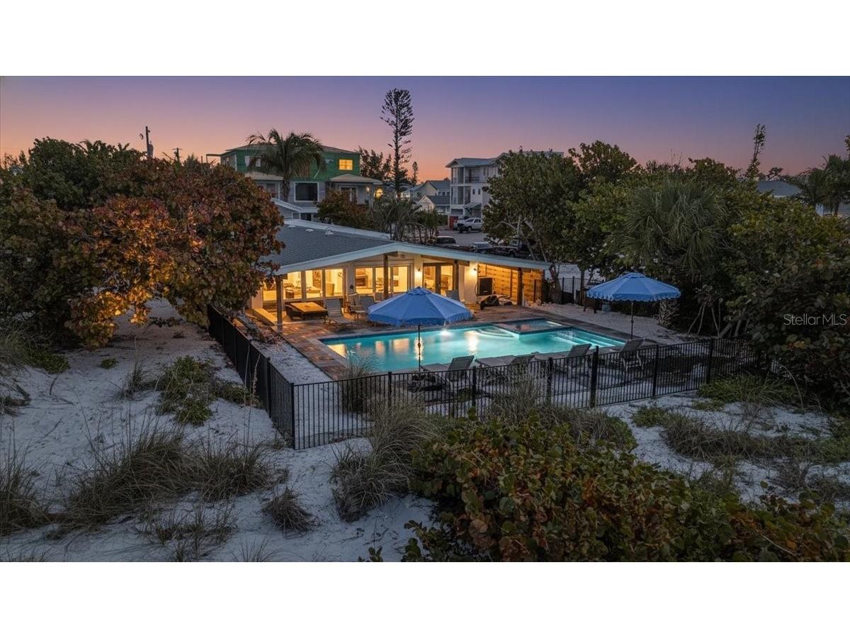 102 Tuna Street Anna Maria FL 34216 A4681558 image5