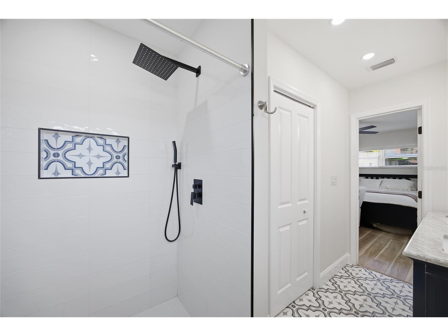 102 W Anglewood Drive Brandon FL 33511 TB8488518 image18