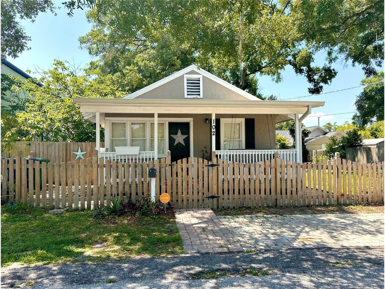 102 W Elm Street Tampa FL 33604 TB8523678 image1