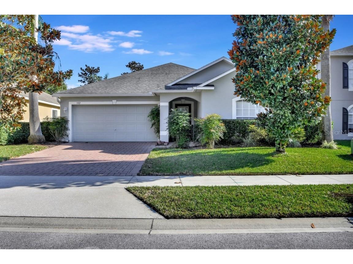 102 W Fiesta Key Loop Deland FL 32720 V4932477 image1
