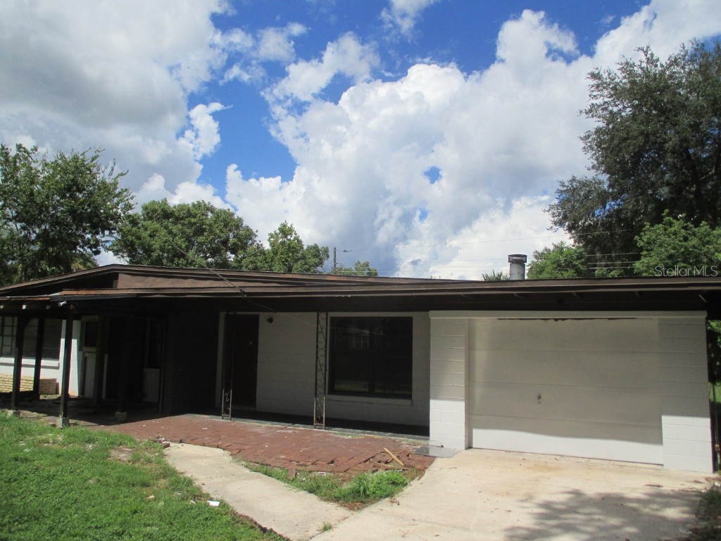 102 W Jinkins Circle Sanford FL 32773 O6143998 image1