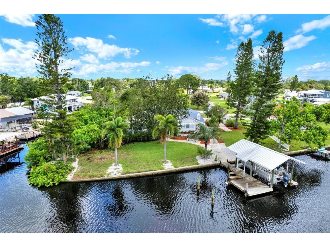 102 W North Branch Road Ruskin FL 33570 TB8404370 image1