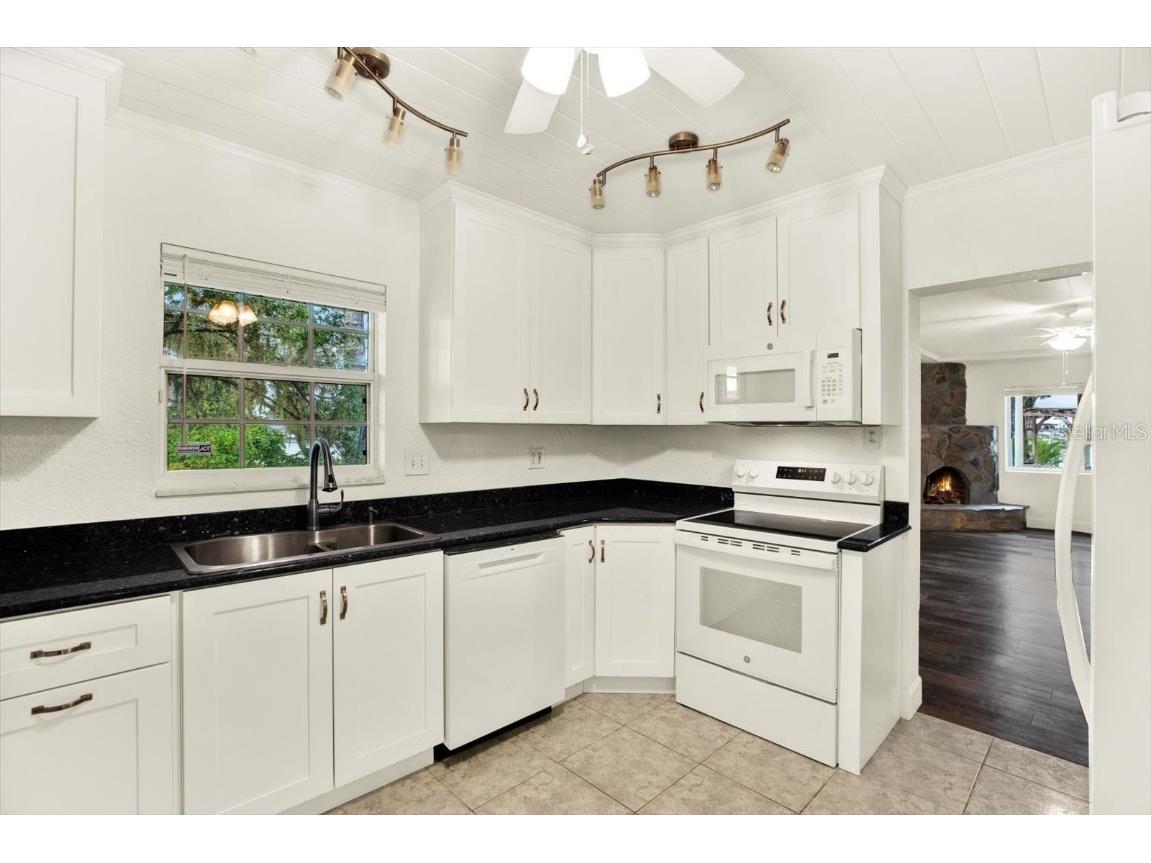 102 W North Branch Road Ruskin FL 33570 TB8404370 image22