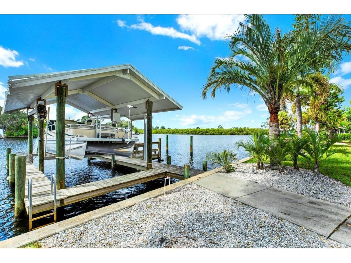 102 W North Branch Road Ruskin FL 33570 TB8404370 image4