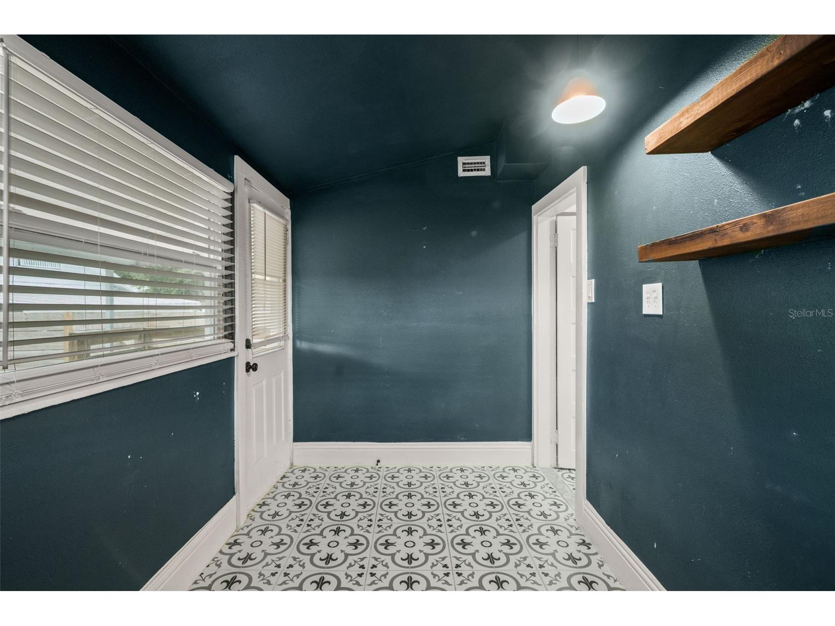 102 W North Street Tampa FL 33604 TB8520111 image20