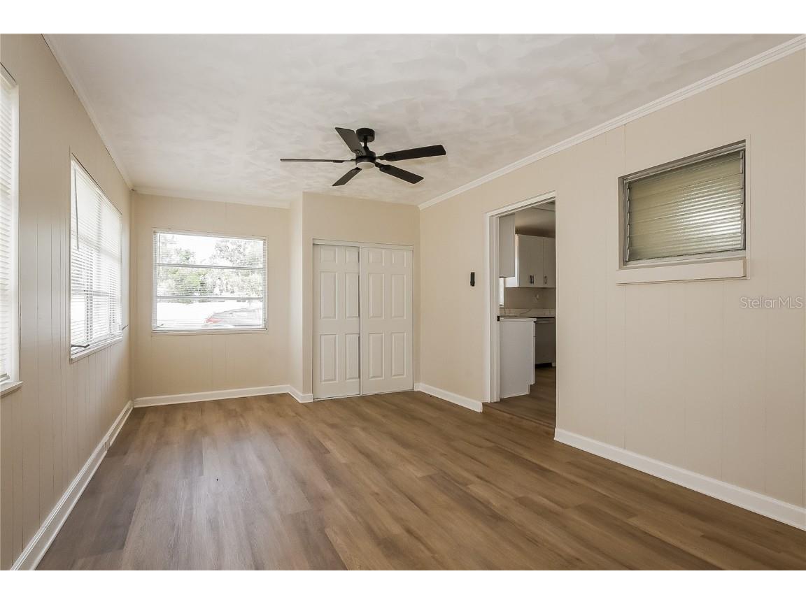 102 W Saint Louis Avenue Eustis FL 32726 TB8432598 image4