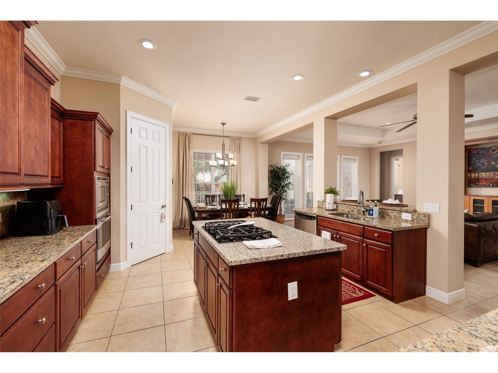 102 Wimbledon Court Redington Shores FL 33708 TB8460642 image11